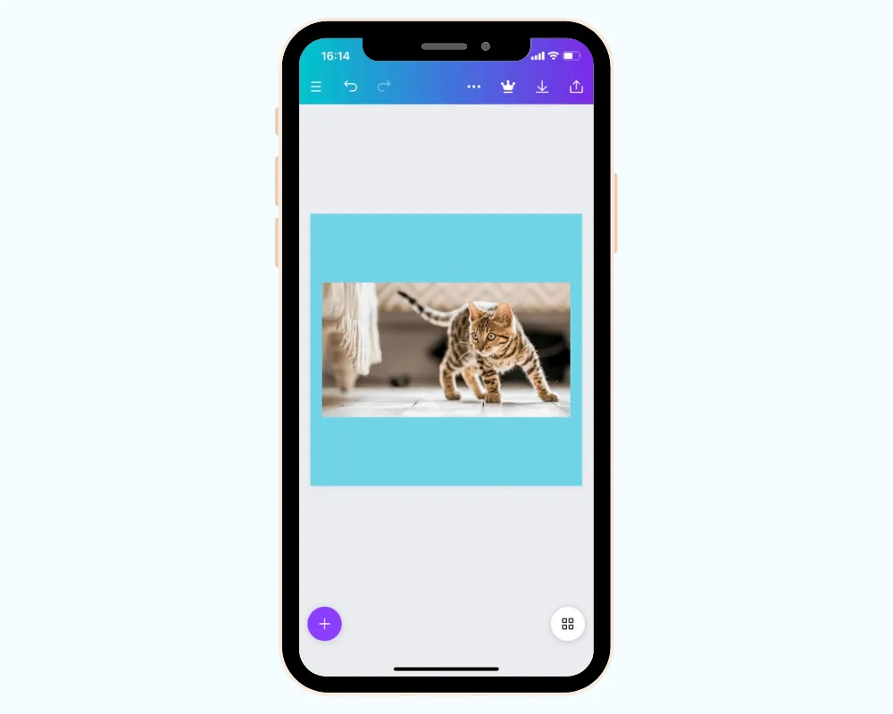 Đưa ảnh bạn muốn cắt lên Canva